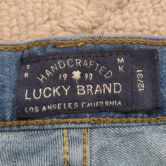 Jeans - Picture 2 of 5